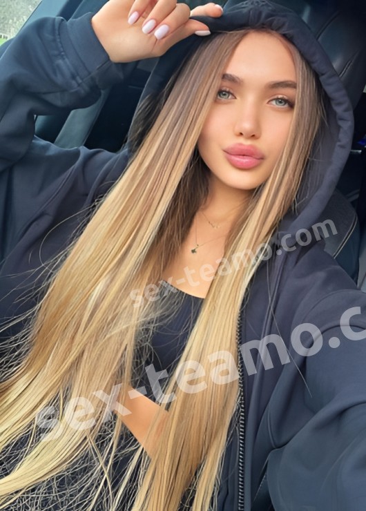Оксана привлекательная девушка из Бронниц цена от 1500 руб